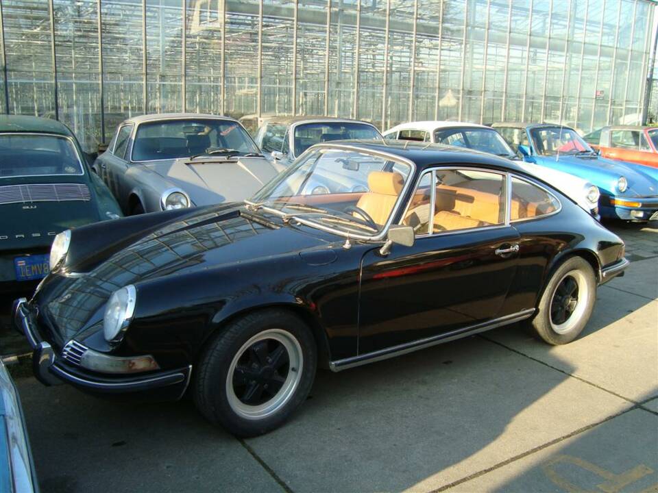 Bild 4/48 von Porsche 911 2.0 E (1969)