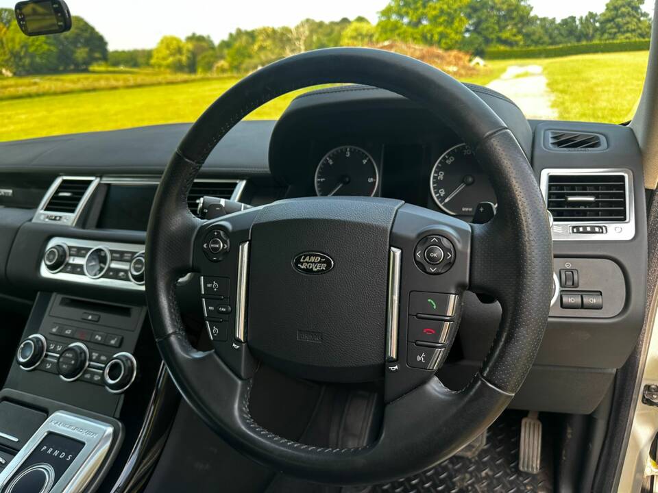 Bild 37/77 von Land Rover Range Rover Sport SDV6 (2013)