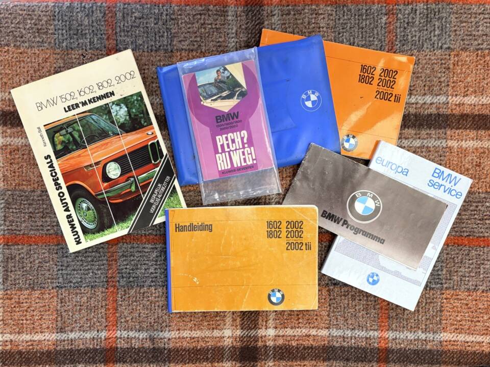 Obraz 27/36 pojazdu BMW 2002 (1975)