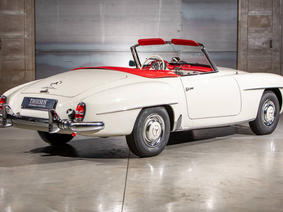 Image 5/28 of Mercedes-Benz 190 SL (1961)