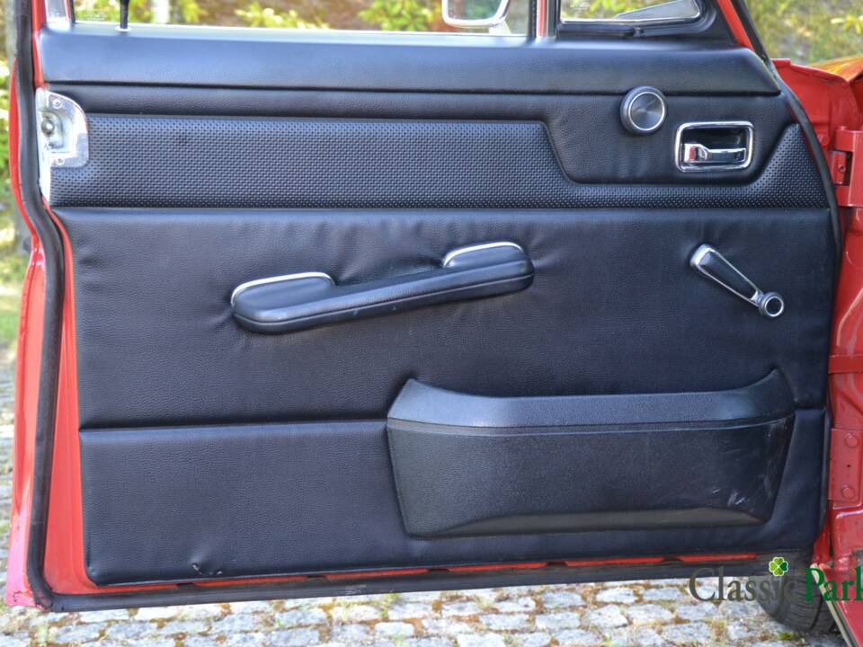 Bild 16/50 von Mercedes-Benz 230/6 (1973)