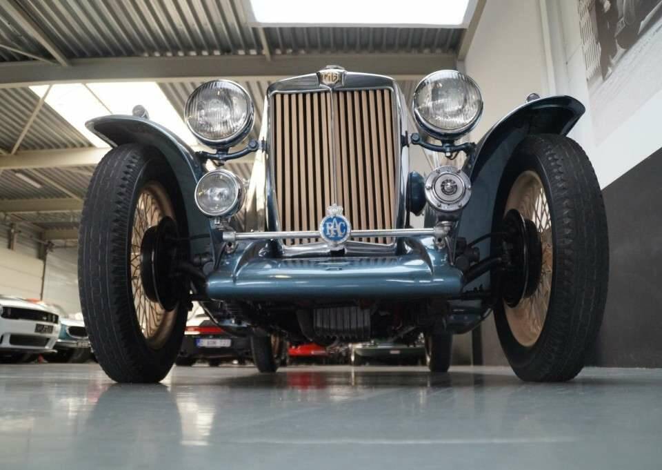 Image 37/50 of MG TC (1948)