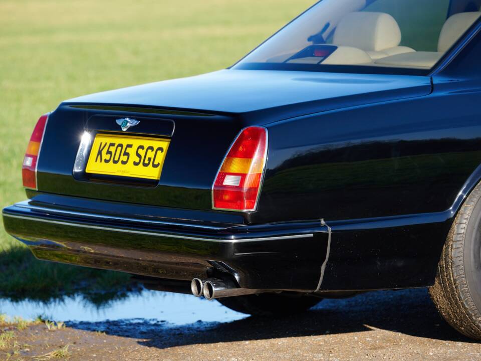 Image 45/50 of Bentley Continental R (1993)