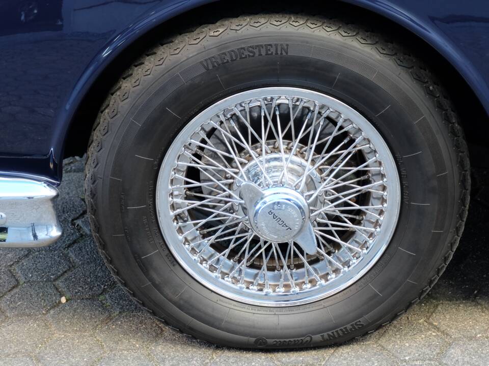 Bild 54/57 von Jaguar Mk II 3.4 (1967)