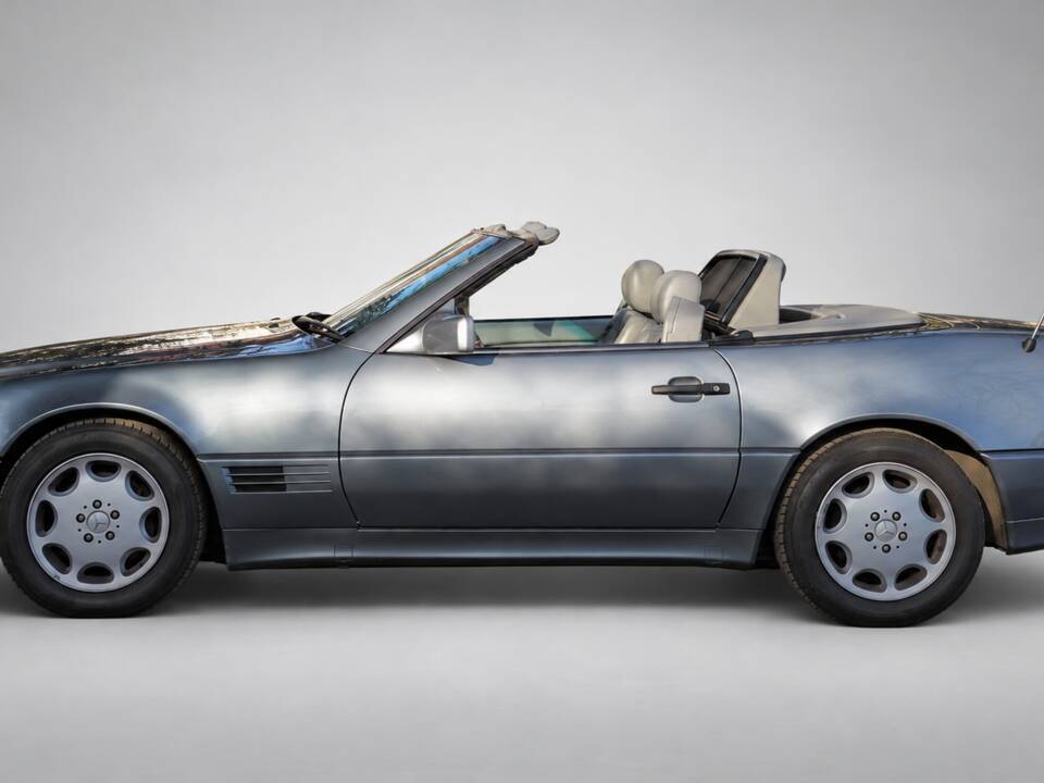 Image 5/18 de Mercedes-Benz 300 SL (1993)