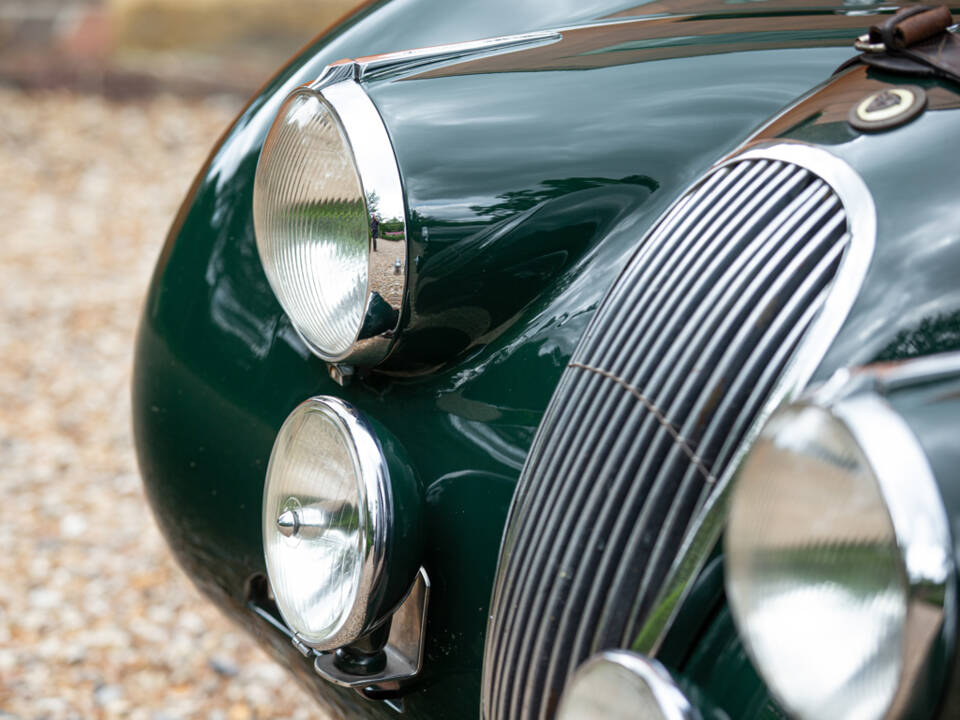 Afbeelding 28/36 van Jaguar XK 120 OTS (1951)