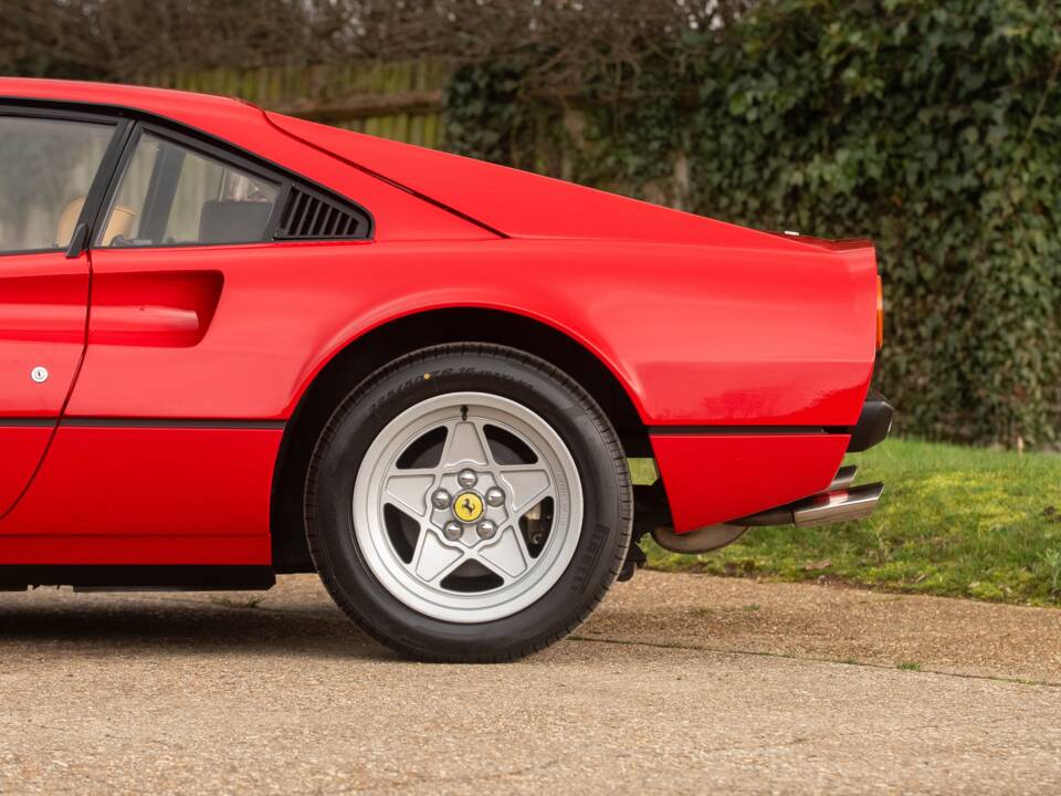 Image 39/50 of Ferrari 308 GTB (1976)