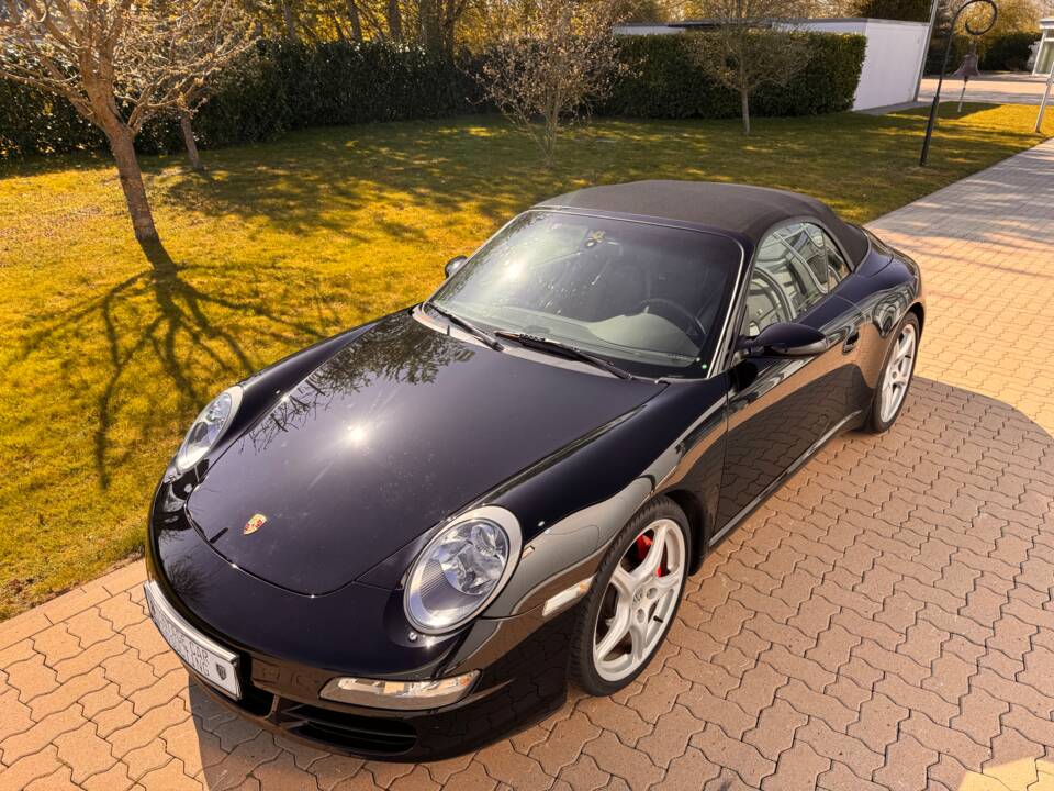 Bild 14/66 von Porsche 911 Carrera S (2006)