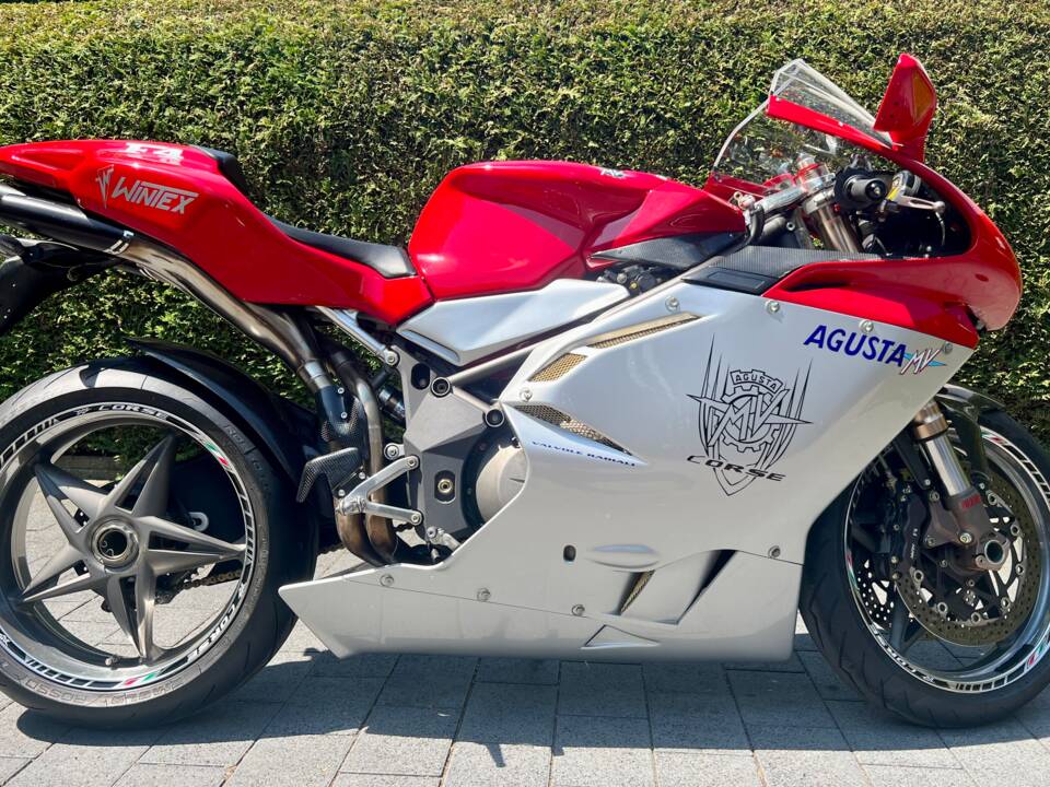 Immagine 5/10 di MV Agusta F4 750 S (2000)