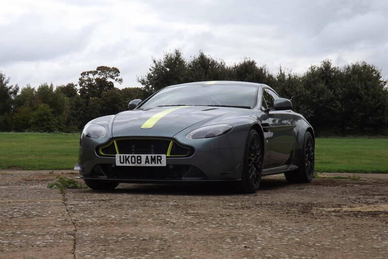 Afbeelding 8/39 van Aston Martin V8 Vantage AMR (2017)