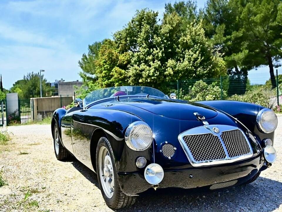 Image 3/8 of MG MGA Twin Cam (1959)