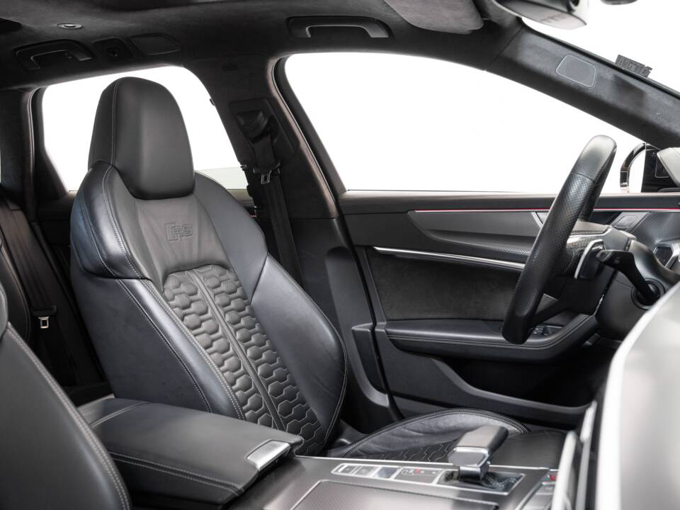 Image 29/40 of Audi RS6 Avant (2019)