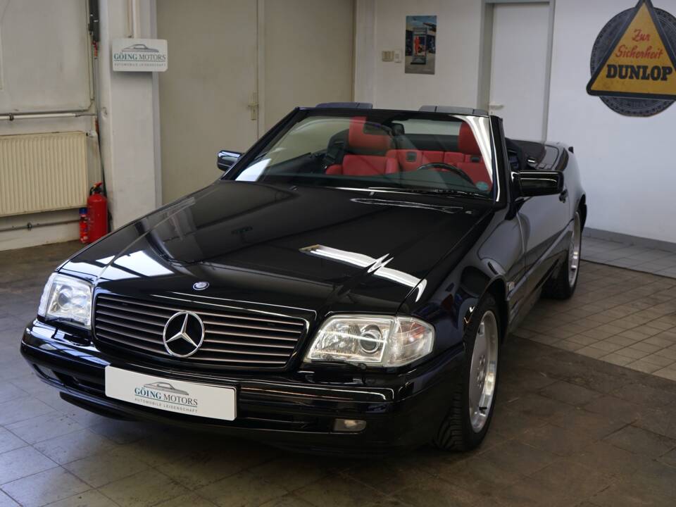 Imagen 6/41 de Mercedes-Benz SL 500 (1997)