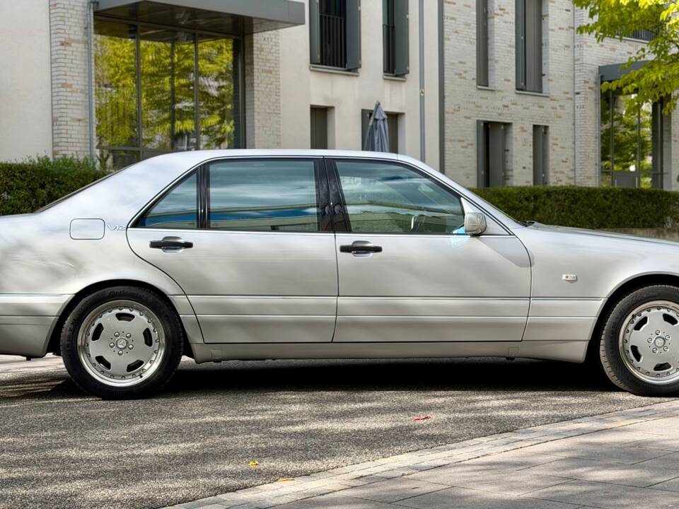 Bild 7/46 von Mercedes-Benz S 600 lang (1996)
