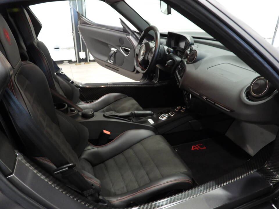 Bild 9/15 von Alfa Romeo 4C (2018)