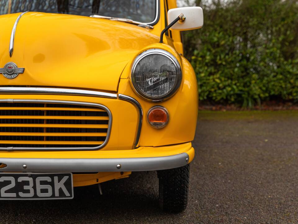 Image 16/50 of Morris Minor Van (1971)