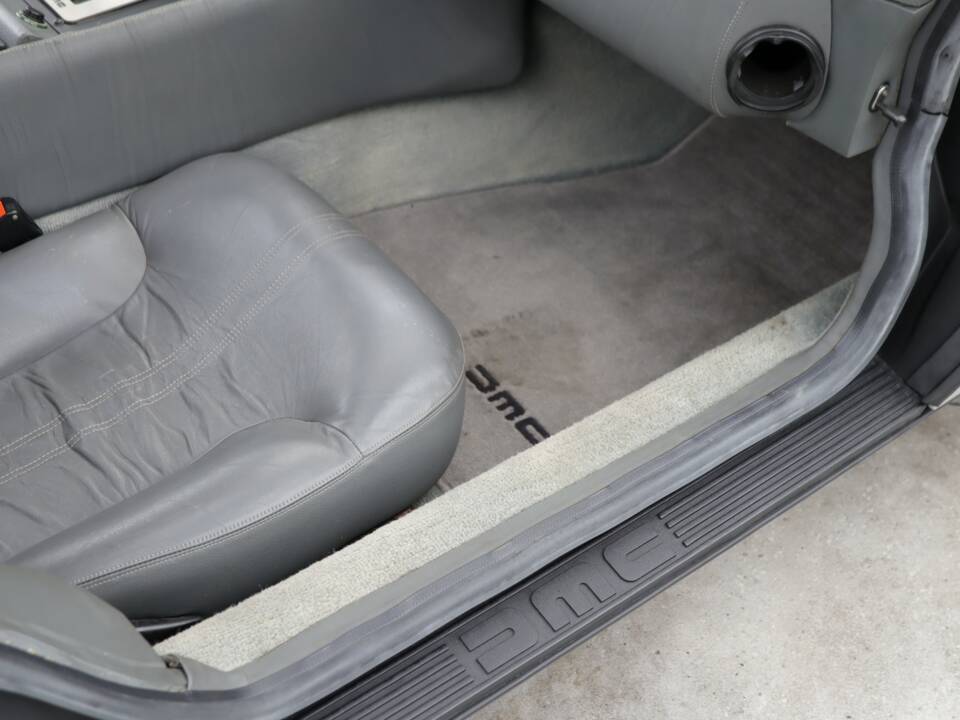 Image 15/50 de DeLorean DMC-12 (1981)