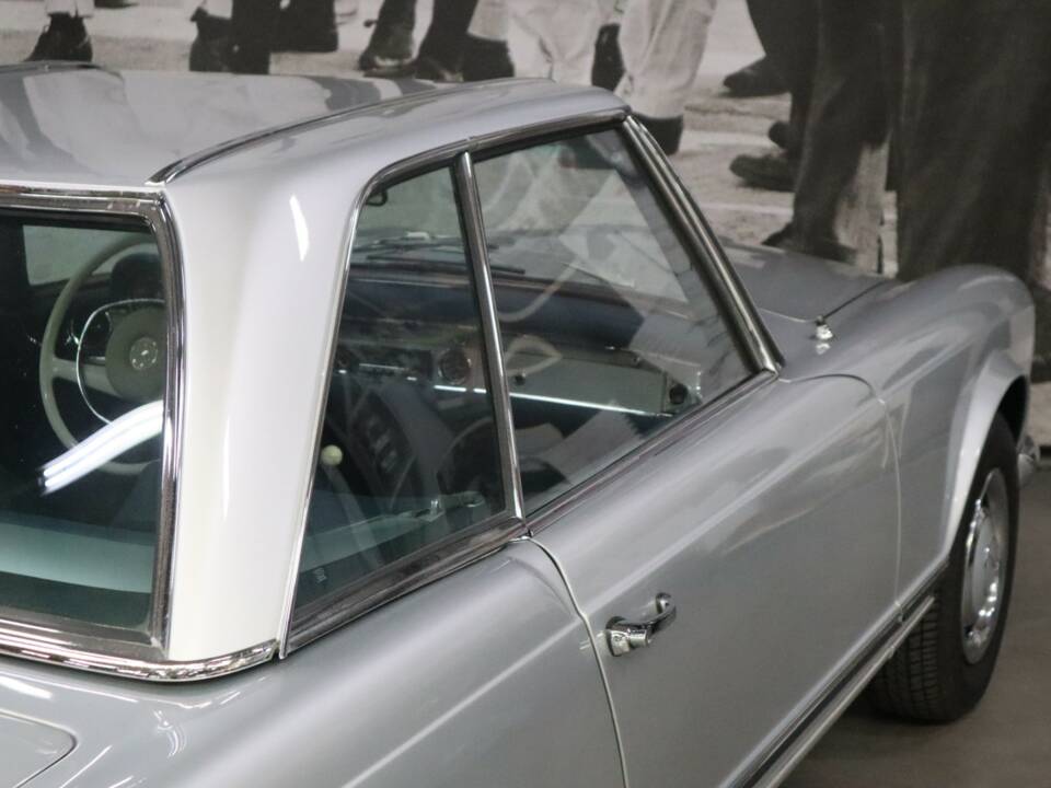 Bild 30/45 von Mercedes-Benz 280 SL (1968)