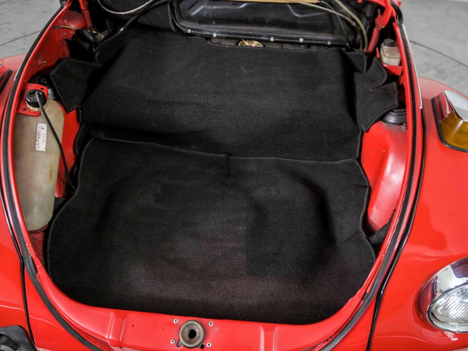 Bild 36/50 von Volkswagen Käfer 1303 LS (1974)