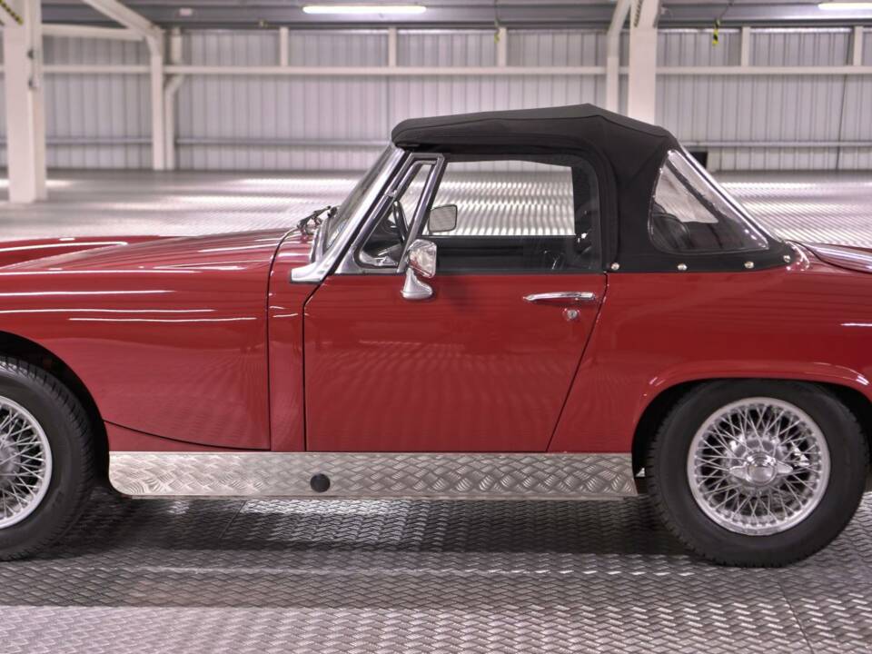 Image 16/50 of MG Midget GAN5 (1970)