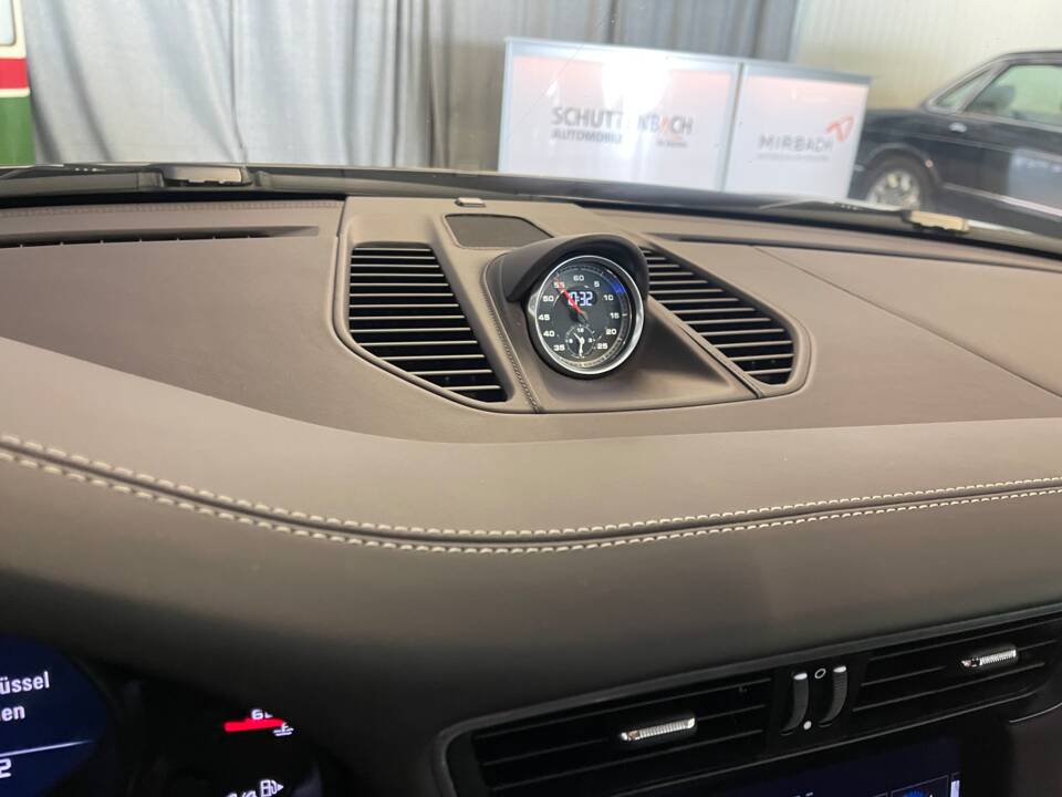 Afbeelding 13/20 van Porsche 911 Targa 4 GTS (2019)