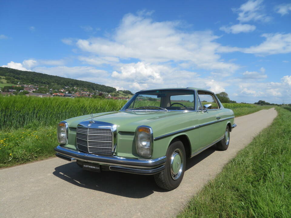 Image 1/19 of Mercedes-Benz 280 CE (1973)