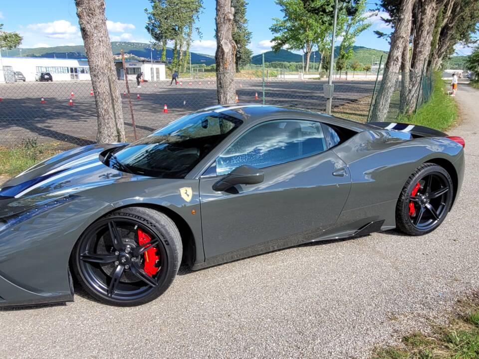 Imagen 2/11 de Ferrari 458 Speciale (2015)
