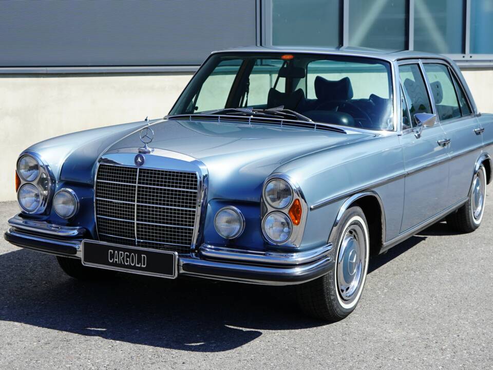 Bild 21/50 von Mercedes-Benz 300 SEL 6.3 (1972)
