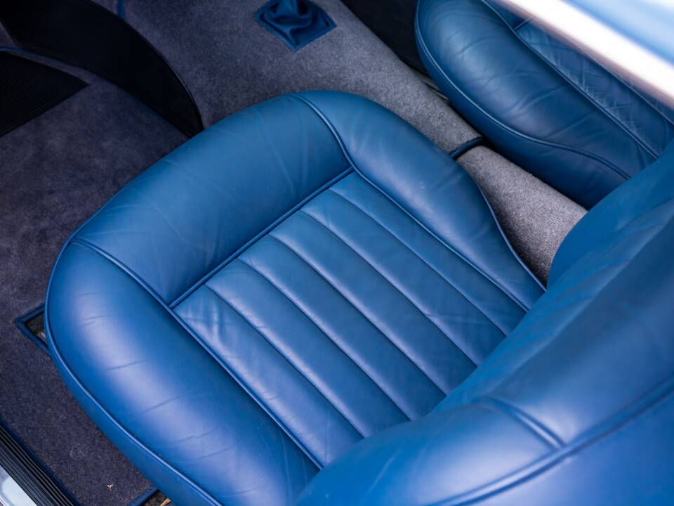 Image 26/56 of Aston Martin DB 4 (1960)
