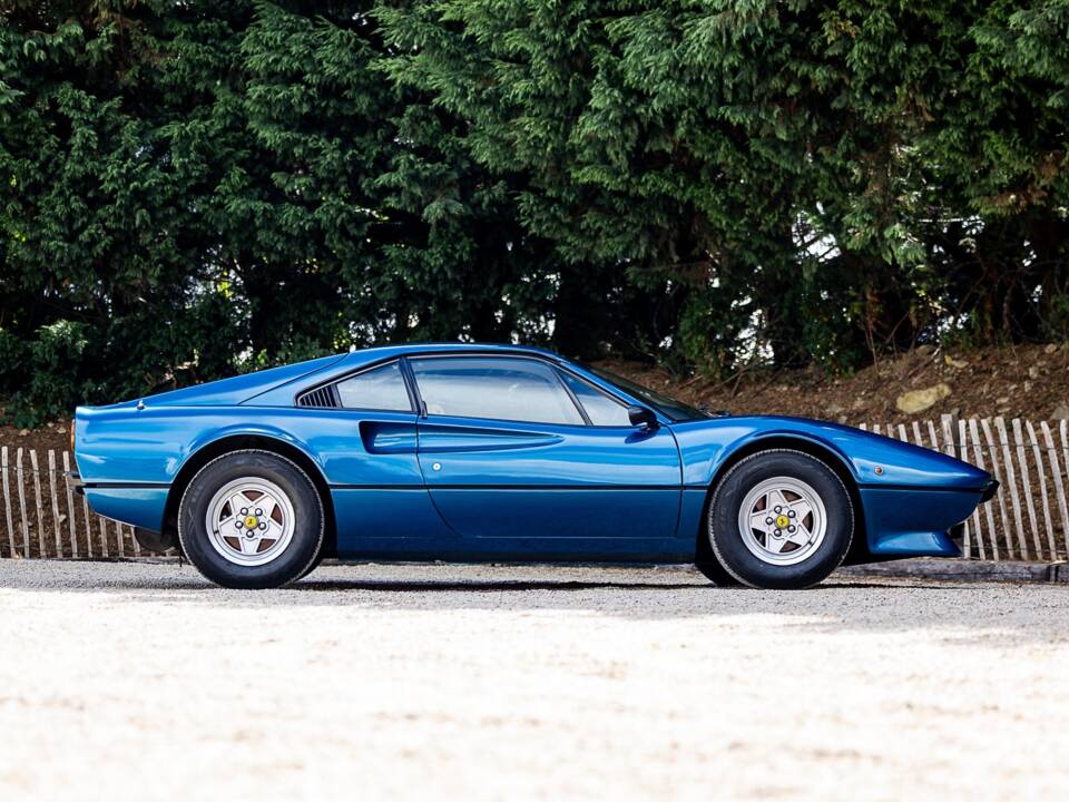 Bild 2/50 von Ferrari 308 GTB (1978)