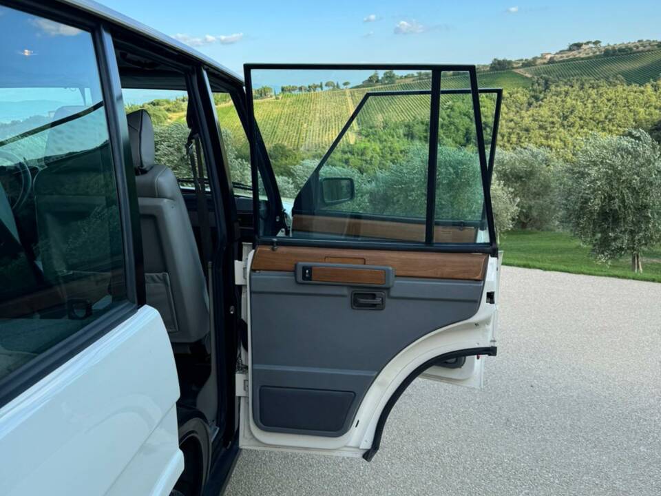 Bild 8/23 von Land Rover Range Rover Classic (1988)