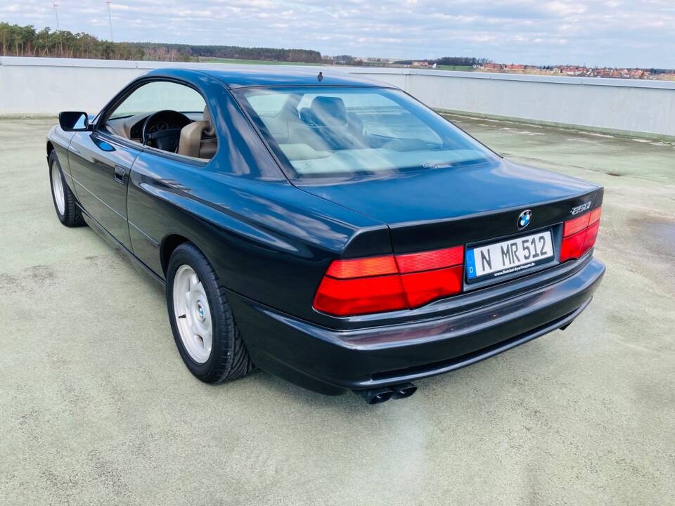Immagine 6/15 di BMW 850i (1992)