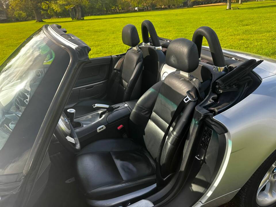 Imagen 42/61 de BMW Z8 (2000)