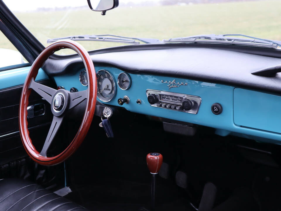 Image 12/50 of Volkswagen Karmann Ghia 1600 (1970)