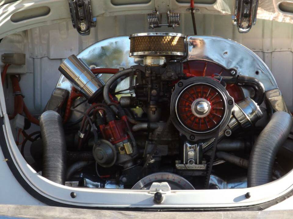 Bild 20/50 von Volkswagen Käfer 1303 LS (1973)