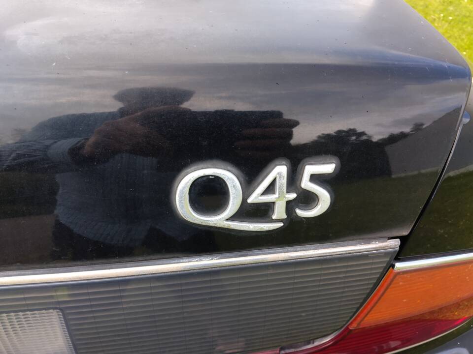 Immagine 16/76 di Infiniti Q45 (1994)