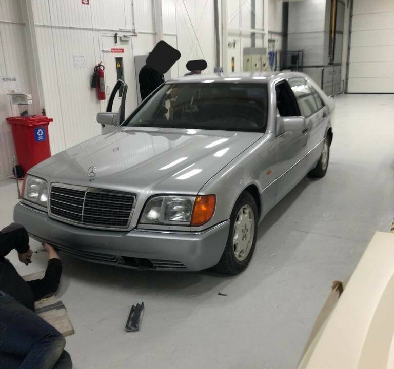 Image 35/59 of Mercedes-Benz 600 SEL (1992)