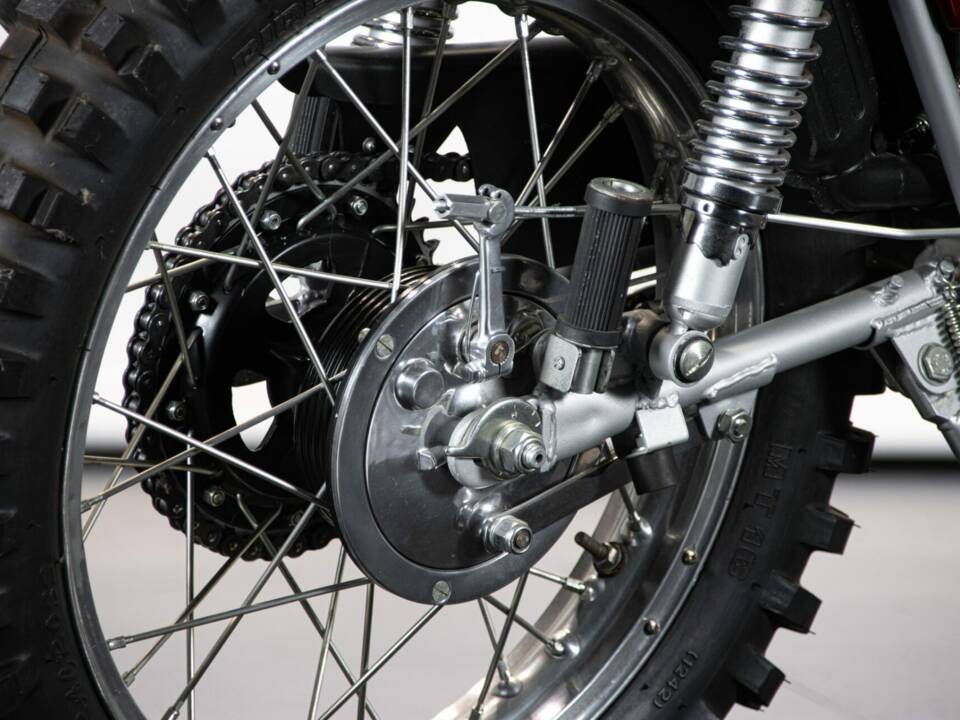 Image 28/50 de Bultaco Alpina 350 (1978)