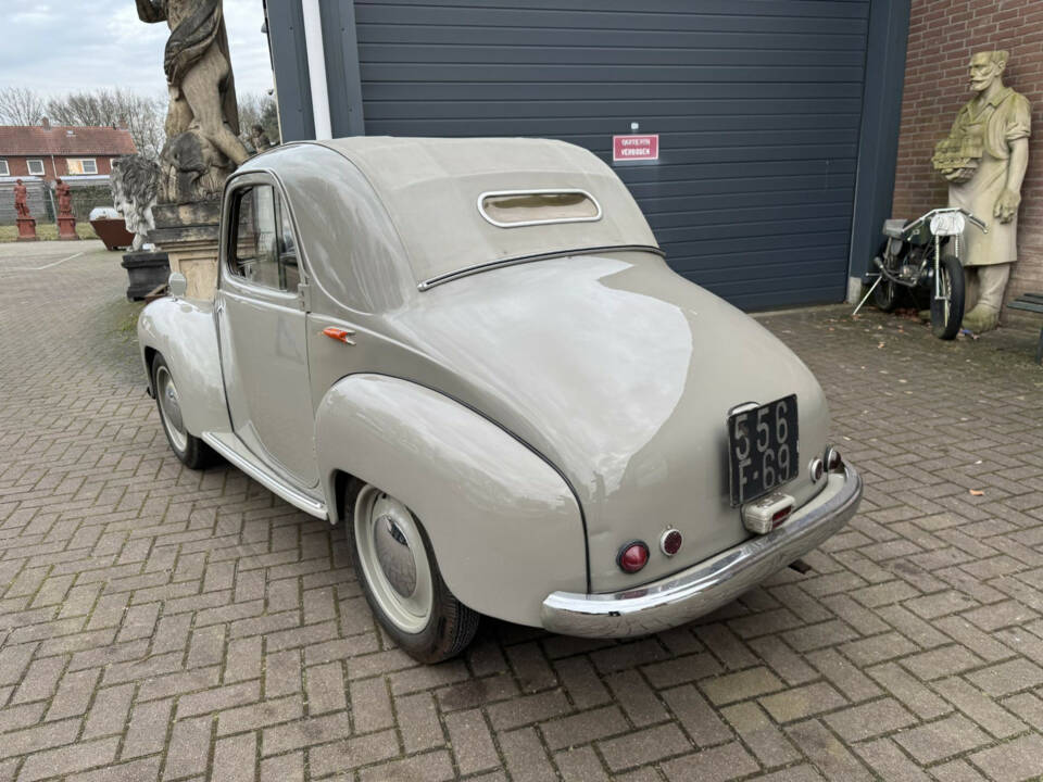 Bild 7/13 von SIMCA 8 Sport (1948)