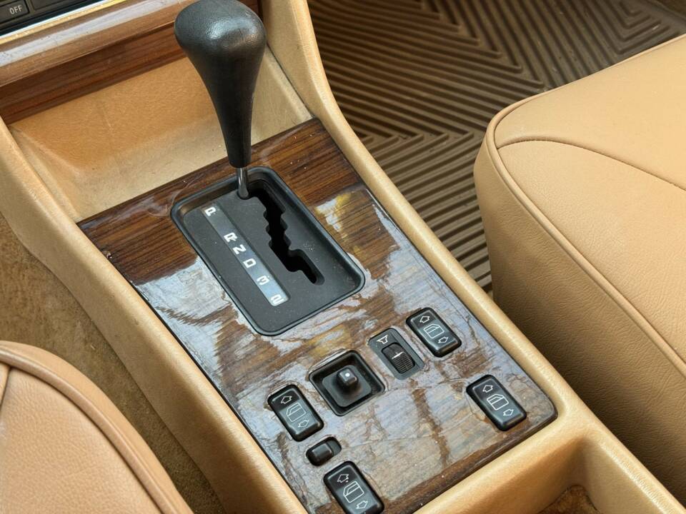 Imagen 15/26 de Mercedes-Benz 300 SDL (1987)