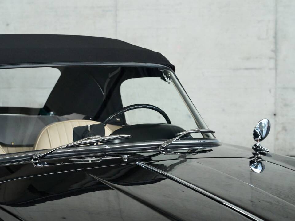 Image 9/50 of Alfa Romeo 2000 Spider (1959)
