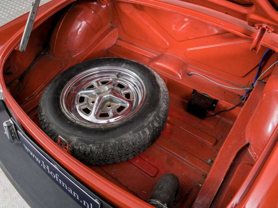 Image 42/50 of MG MGB (1976)