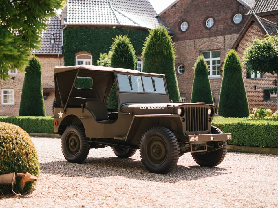 Bild 3/29 von Willys Jeep M38 A1 (1944)