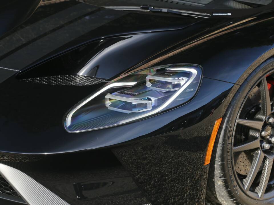Image 28/50 of Ford GT Carbon Series (2021)