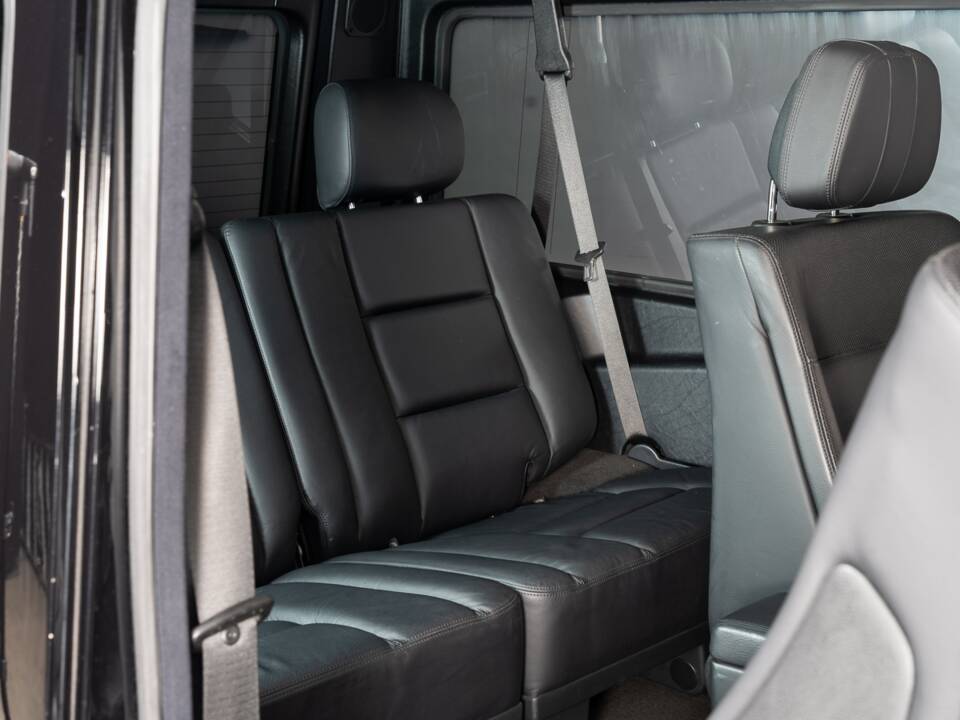 Immagine 27/36 di Mercedes-Benz G 500 (SWB) (2011)
