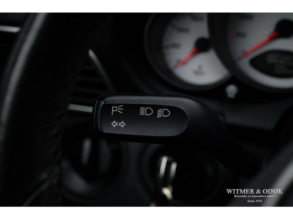 Image 25/41 of Porsche 911 Carrera 4S (2009)