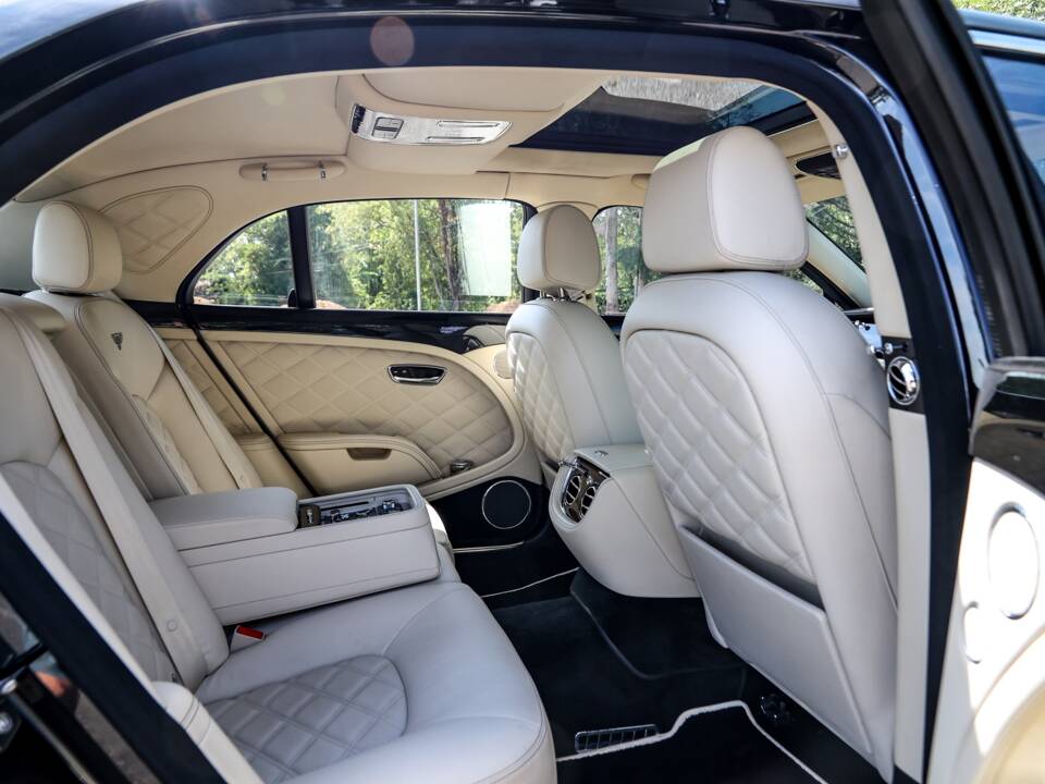 Immagine 30/44 di Bentley Mulsanne (2012)