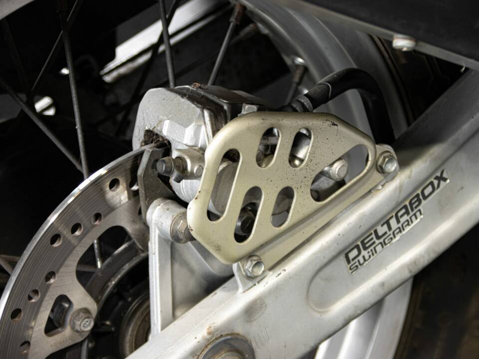 Image 43/50 of Yamaha XTZ 750 SuperTéneré (1990)