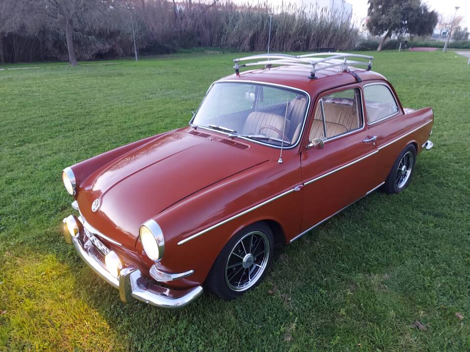 Image 15/73 of Volkswagen 1500 S (1964)