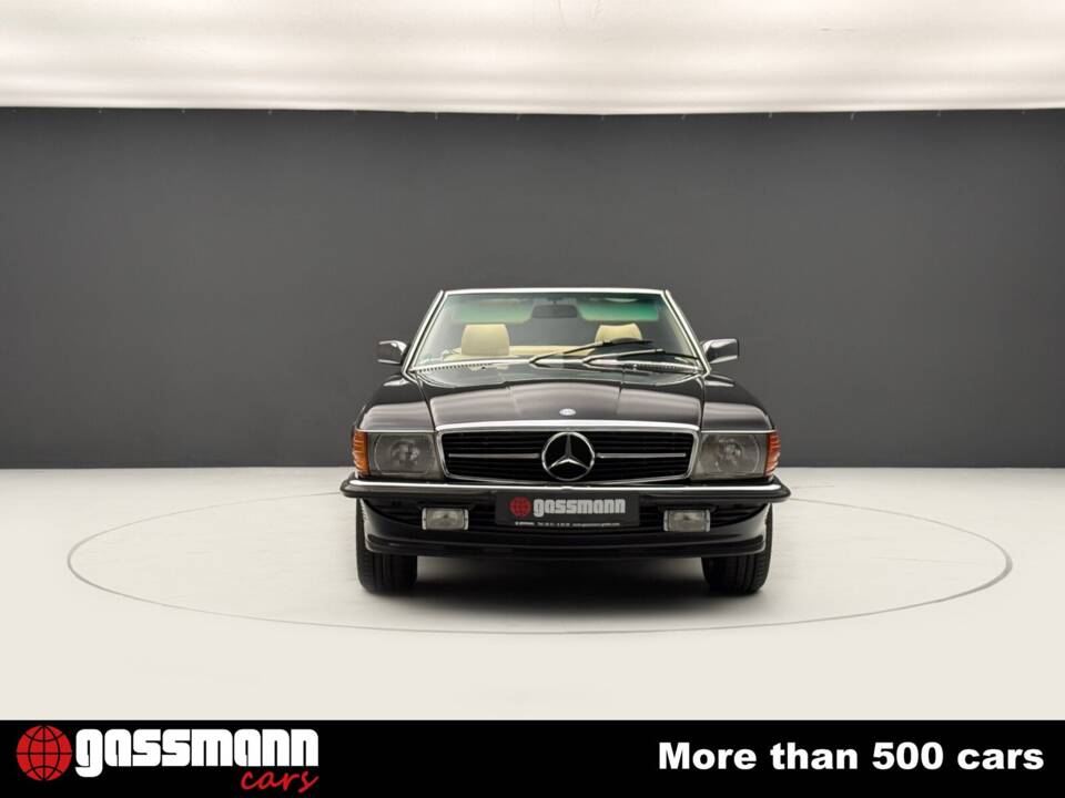 Afbeelding 2/15 van Mercedes-Benz 500 SL (1987)